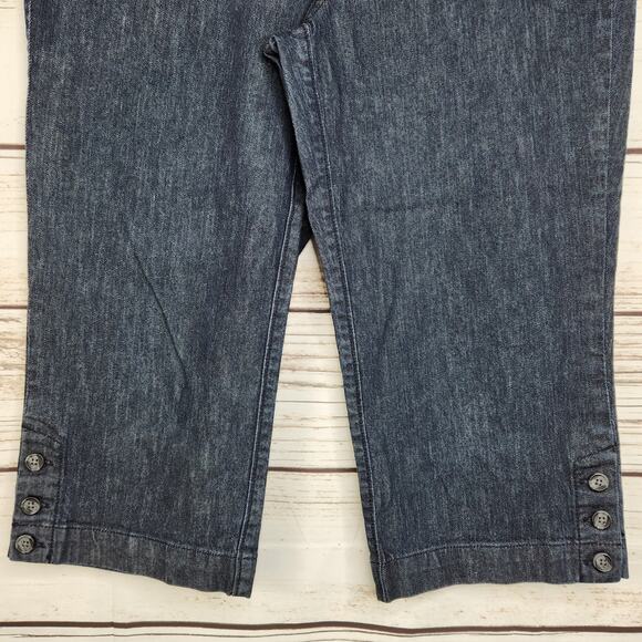 Dockers Woman's Capri Pants Size 10 Casual Fall - Picture 4 of 9